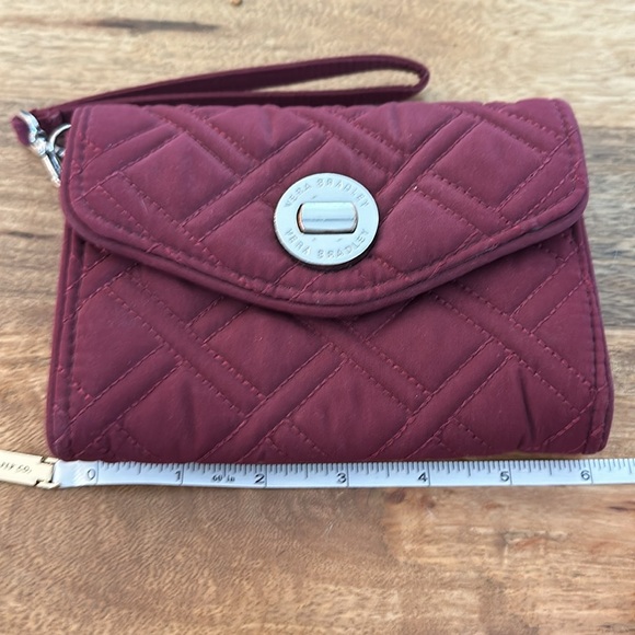 Vera Bradley maroon quilted wristlet purse wallet - Picture 8 of 9